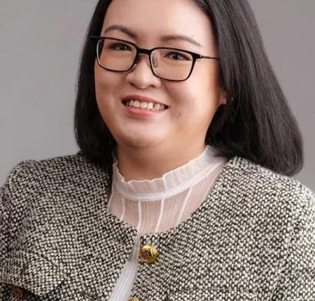 Dr. Daphne Lee, dokter spesialis endokrin di Singapura