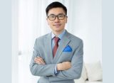 Dr. Kenneth Lee adalah Direktur Medis di Dr Plus Aesthetics Clinic sekaligus dokter kesehatan pria di Singapura